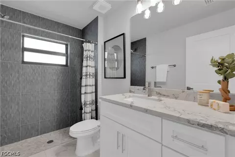 Bath - 4200 14th St SW, Lehigh Acres, FL 33976 photo 1 of 5