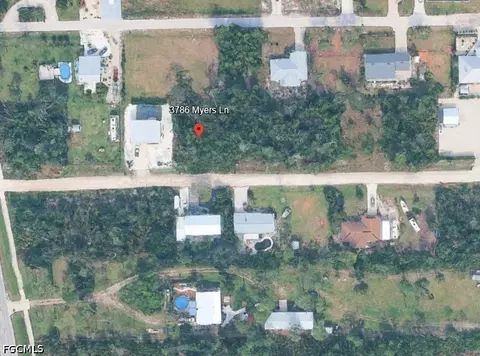 3786 Myers Ln, Other, FL 33956