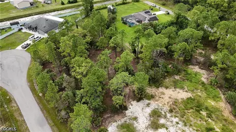 3012 Laura Ct, Lehigh Acres, FL 33971