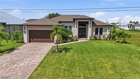 516 NW 35th Pl, Cape Coral, FL 33993
