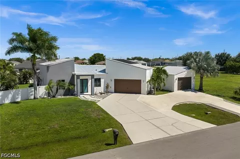 1007 NW 16th Pl, Cape Coral, FL 33993