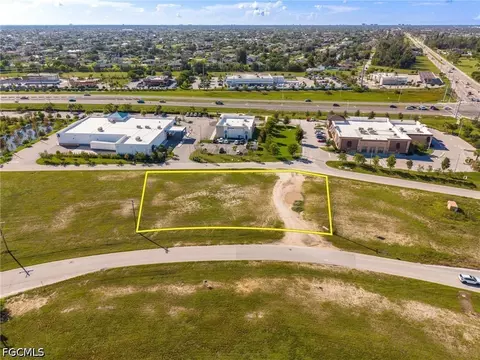 1486 SW 6th Ter, Cape Coral, FL 33991