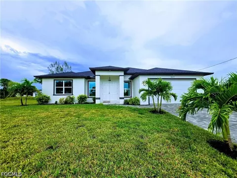 2617 NW 26th Pl, Cape Coral, FL 33993