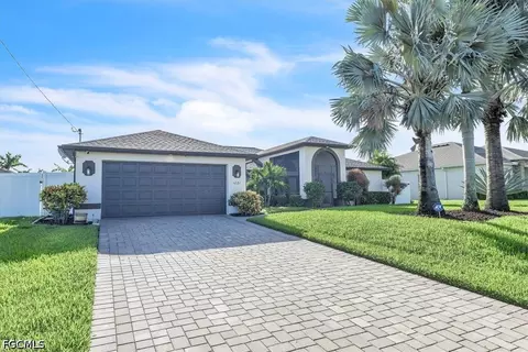 1021 NW 25th Ave, Cape Coral, FL 33993