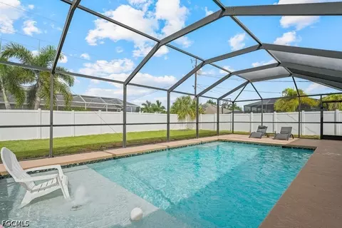 4342 SW 9th Pl, Cape Coral, FL 33914