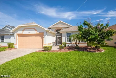 3821 Ponytail Palm Ct, North Fort Myers, FL 33917