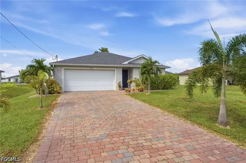1635 NE 33rd St, Cape Coral, FL 33909