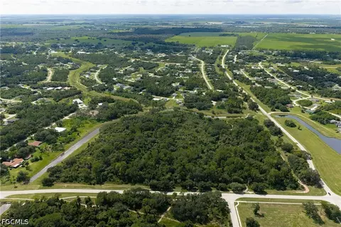 Cowboy Way, Other, FL 33935 photo 3