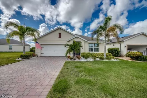 3162 Estancia Ln, Cape Coral, FL 33909