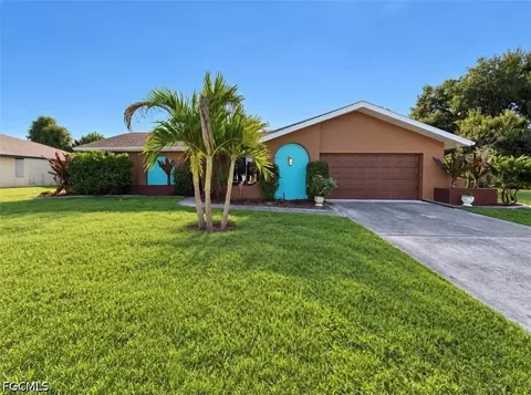 70 Pierce St, Lehigh Acres, FL 33936