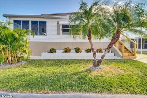 227 Tangerine Dr, Fort Myers, FL 33905