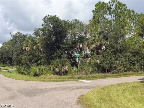 115 Mordecal St, Port Charlotte, FL 33953