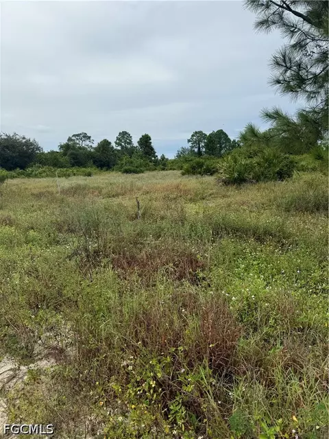 7582 15th Pl, Labelle, FL 33935