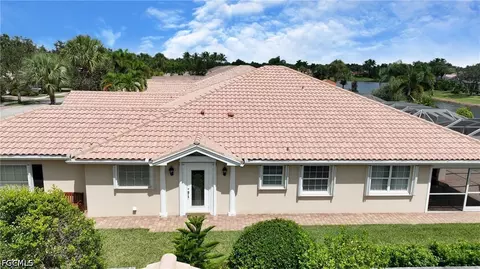28983 Vermillion Ln, Bonita Springs, FL 34135