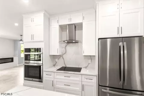 Kitchen - 21188 Braxfield Loop, Estero, FL 33928 photo 1 of 3