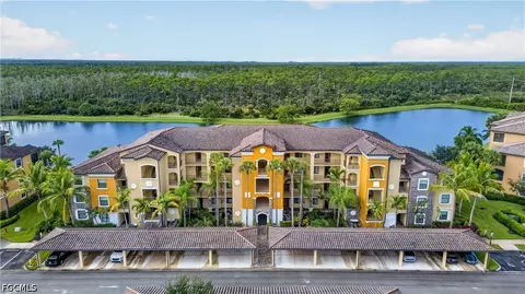 9727 Acqua Ct #433, Naples, FL 34113