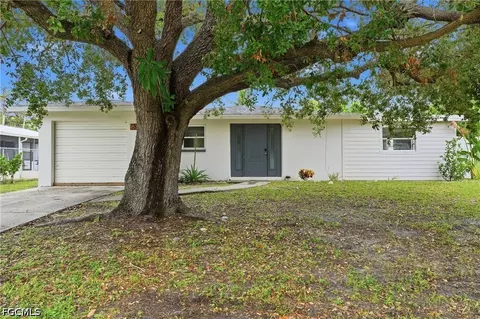 1635 Lowell Ct, Fort Myers, FL 33907