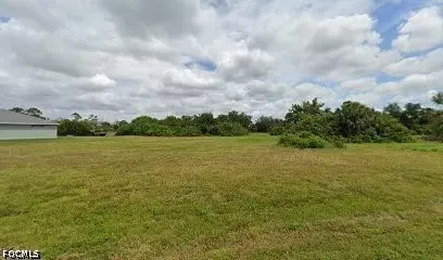 2632 Santa Barbara Blvd N, Cape Coral, FL 33993