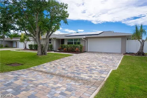 1640 N Flossmoor Rd, Fort Myers, FL 33919