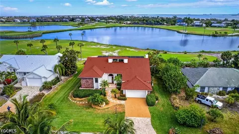 1057 Sand Castle Rd, Sanibel, FL 33957