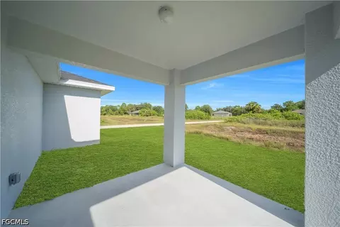 Exterior - 1021 Pilgrim St E, Lehigh Acres, FL 33974 photo 1 of 3