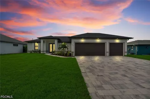 634 SE 1st Ter, Cape Coral, FL 33990