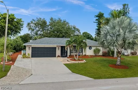427 SW 34th St, Cape Coral, FL 33914
