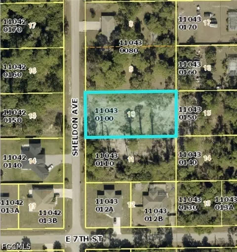 704 Sheldon Ave, Lehigh Acres, FL 33936