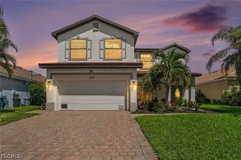 2065 Cape Heather Cir, Cape Coral, FL 33991