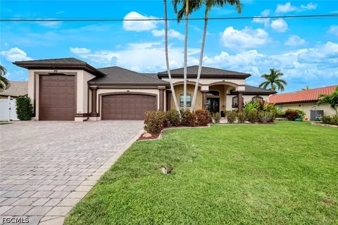 2047 SE 28th Ter, Cape Coral, FL 33904