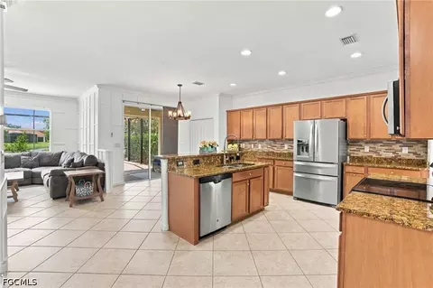 Kitchen - 2446 Heydon Cir E, Naples, FL 34120 photo 2 of 3