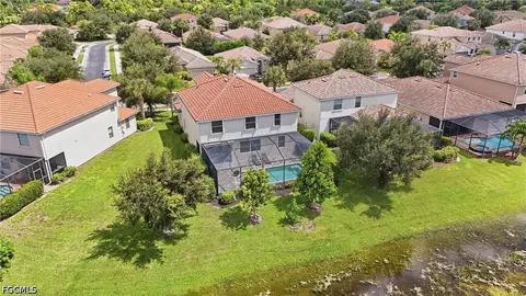 View/Area - 2446 Heydon Cir E, Naples, FL 34120 photo 4 of 5