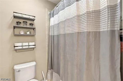 Bath - 2446 Heydon Cir E, Naples, FL 34120 photo 6 of 6