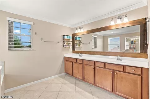 Bath - 2446 Heydon Cir E, Naples, FL 34120 photo 1 of 6