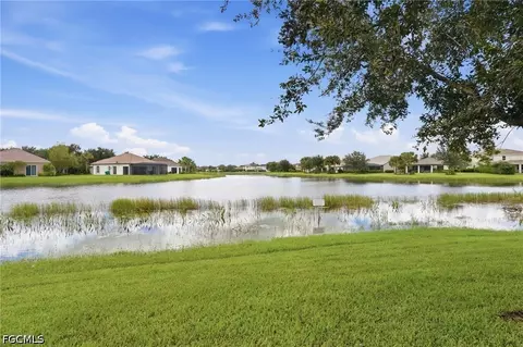 View/Area - 2446 Heydon Cir E, Naples, FL 34120 photo 3 of 5