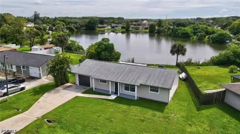 2620 Cartagena Ave, Fort Myers, FL 33905