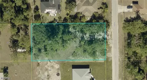 921 State Ave, Lehigh Acres, FL 33972