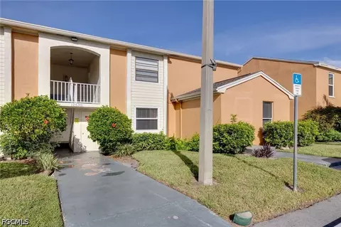 12630 Kenwood Ln #B, Fort Myers, FL 33907