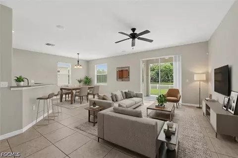 Living - 12218 Lavender Loop, Bradenton, FL 34212 photo 5 of 11
