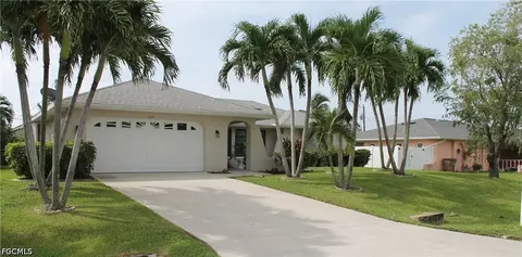 1202 SE 21st Ln, Cape Coral, FL 33990