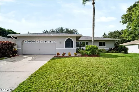 318 SE 23rd Ter, Cape Coral, FL 33990