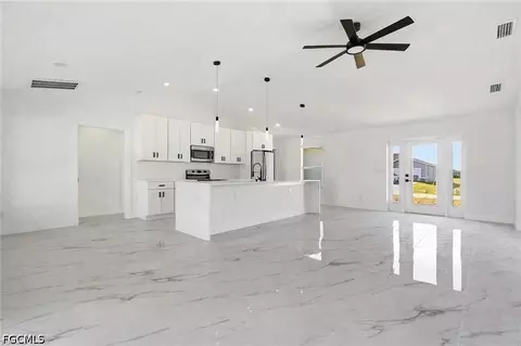 4231 NW 32nd Ln, Cape Coral, FL 33993
