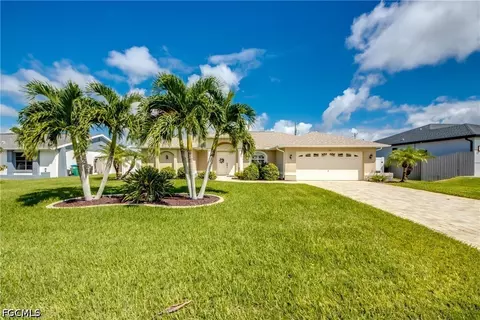 309 SE 31st Ter, Cape Coral, FL 33904