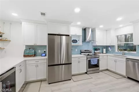 1220 SE 40th St # 8, Cape Coral, FL 33904