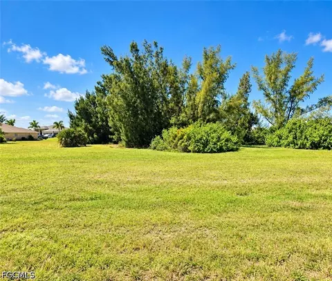 2820 NW 45th Ave, Cape Coral, FL 33993