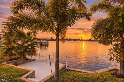 404 SW 53rd Ter, Cape Coral, FL 33914