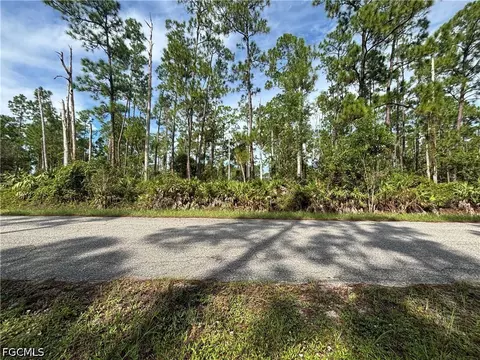 117 Grant Ave, Lehigh Acres, FL 33936