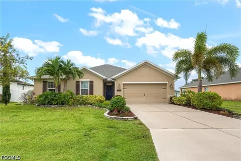 2701 SW 4th Pl, Cape Coral, FL 33914