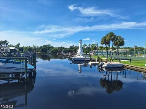 5714 Captain John Smith Loop S, North Fort Myers, FL 33917