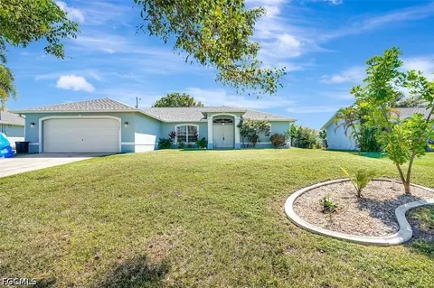 1702 SW 12th Ln, Cape Coral, FL 33991